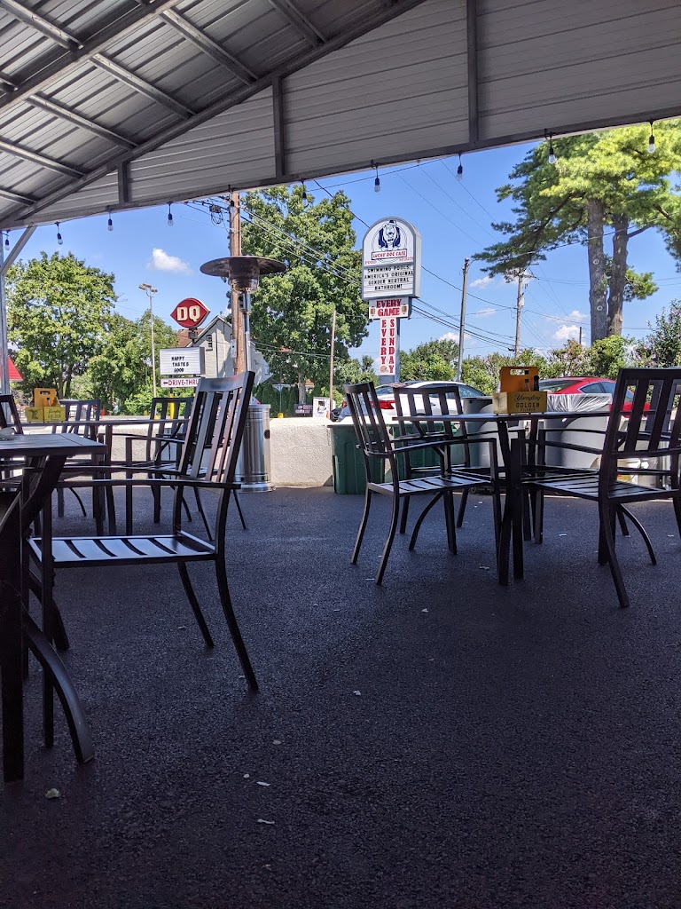 Lucky Dog Cafe 17603