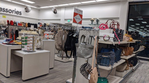 Department Store «Nordstrom Rack Station Park», reviews and photos, 380 Station Pkwy, Farmington, UT 84025, USA