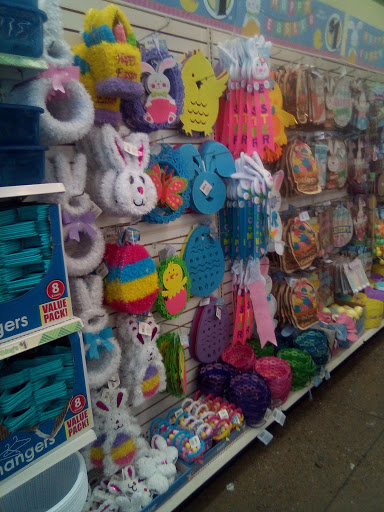 Dollar Store «Dollar Tree», reviews and photos, 10408 Trinity Pkwy a, Stockton, CA 95219, USA