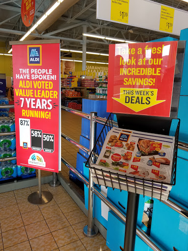 Supermarket «ALDI», reviews and photos, 1610 N Bridge St, Yorkville, IL 60560, USA