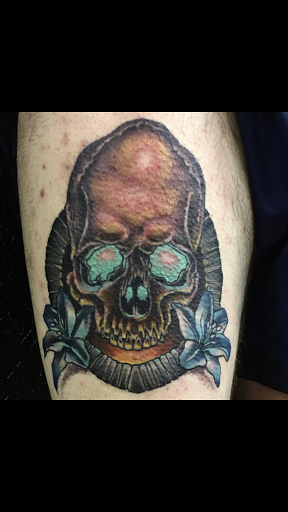 Tattoo Shop «True Love Tattoo», reviews and photos, 119 E Martin St, Martinsburg, WV 25401, USA