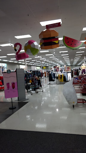 Department Store «Target», reviews and photos, 975 Co Rd E East, Vadnais Heights, MN 55127, USA