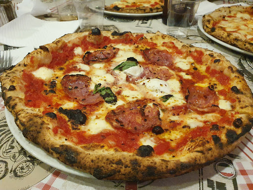 Pizzeria Rotundo in Aversa, Provincia di Caserta