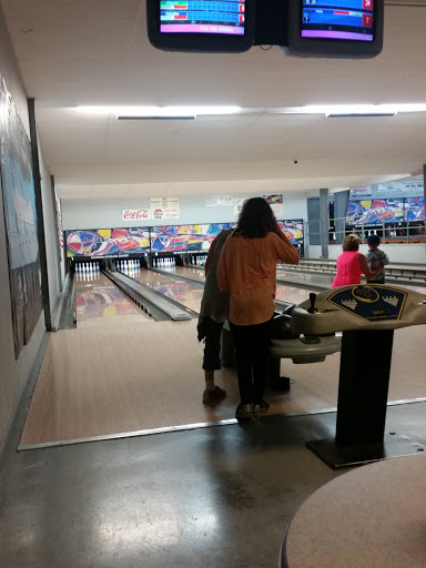 Bowling Alley «Savannah Bowling Center», reviews and photos, 320 Malcomb St, Savannah, TN 38372, USA