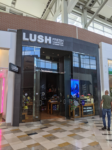 Cosmetics Store «Lush Cosmetics», reviews and photos, 459 Brandon Town Center Dr, Brandon, FL 33511, USA