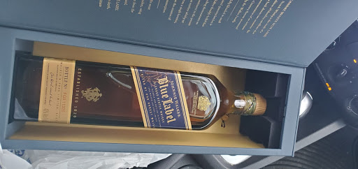 Liquor Store «67 Wine & Spirits Inc», reviews and photos, 5479 N Federal Hwy, Fort Lauderdale, FL 33308, USA