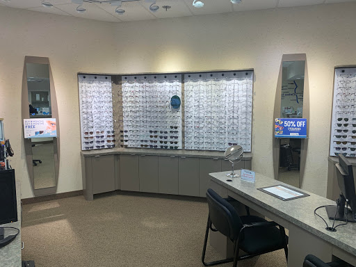 Eye Care Center «Clarkson Eyecare», reviews and photos, 12681 Dorsett Rd, Maryland Heights, MO 63043, USA