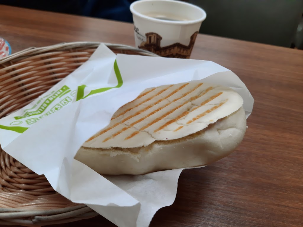 拉亞漢堡 鹿港三民 的照片