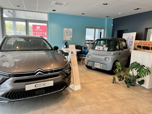 Photo 3 - HERIC AUTOMOBILES - PEUGEOT/CITROEN/OPEL/FIAT/FIATPRO