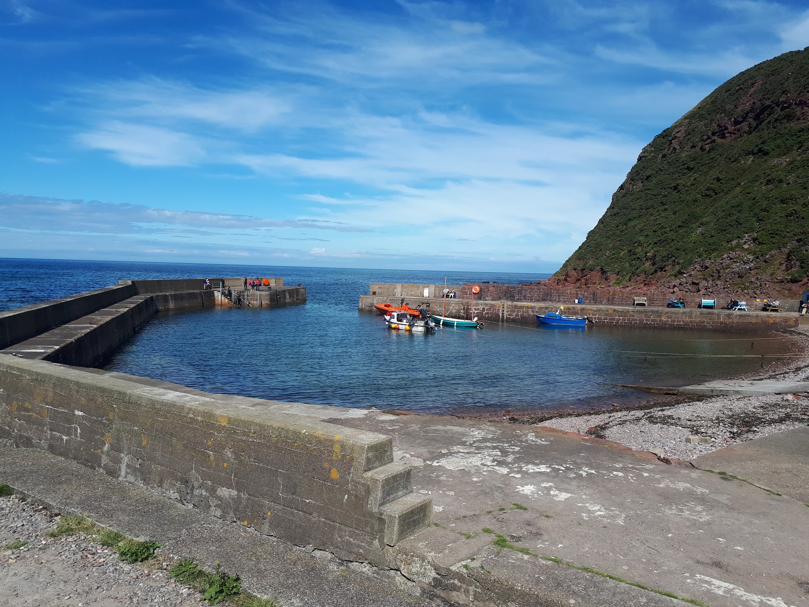 Pennan Bay Beach photo #9