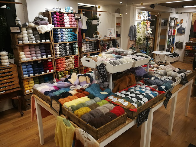 Åbningstider for Fru Pigalopp v/Heidi Helmuth