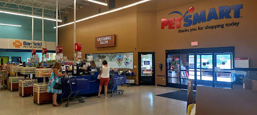 Pet Supply Store «PetSmart», reviews and photos, 36395 Euclid Ave, Willoughby, OH 44094, USA