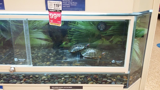Pet Supply Store «PetSmart», reviews and photos, 150 Glynn Isle, Brunswick, GA 31525, USA