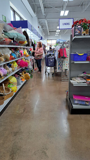 Thrift Store «Goodwill Retail Store of Lake St. Louis», reviews and photos, 913 Robert Raymond Dr, Lake St Louis, MO 63367, USA