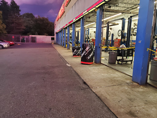Auto Parts Store «Pep Boys Auto Parts & Service», reviews and photos, 20900-A Frederick Rd, Germantown, MD 20876, USA