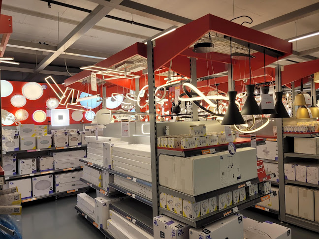 Opinii despre LIPO Einrichtungsmärkte AG în Bern - Möbelgeschäft