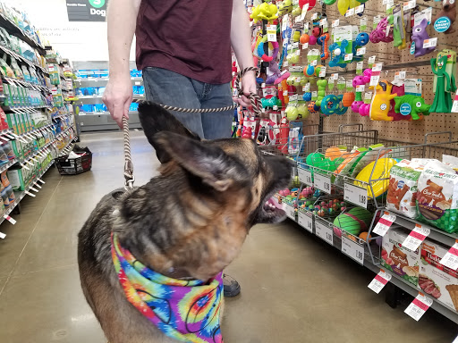 Pet Supply Store «Pet Supplies Plus», reviews and photos, 2912 Council Tree Ave #100, Fort Collins, CO 80525, USA