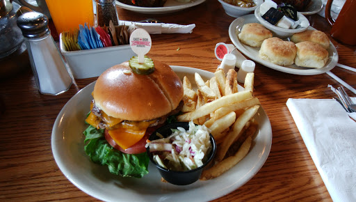 American Restaurant «Cracker Barrel Old Country Store», reviews and photos, 111 Dunson Ln, Davenport, FL 33896, USA