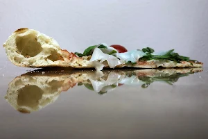 Pizza Cappella image
