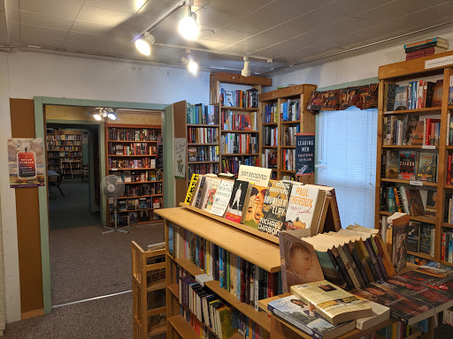 Book Store «Kazoo Books II», reviews and photos, 2413 Parkview Ave, Kalamazoo, MI 49008, USA