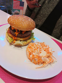 Hamburger du Restaurant américain My Ami - Fifties American Diner à Thonon-les-Bains - n°9