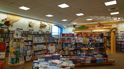 Book Store «Barnes & Noble», reviews and photos, 4020 Sharon Rd, Charlotte, NC 28211, USA