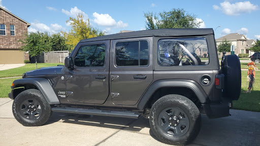 Car Dealer «Bayshore Chrysler Jeep Dodge RAM», reviews and photos, 5225 I-10, Baytown, TX 77521, USA