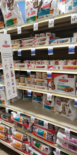 Pet Supply Store «PetSmart», reviews and photos, 1671 E Market St, Harrisonburg, VA 22801, USA