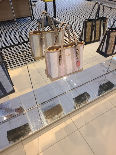 Store «Coach», reviews and photos, 2950 I-20, Grand Prairie, TX 75052, USA