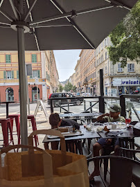 Atmosphère du Restaurant de plats à emporter My Karma à Bastia - n°4