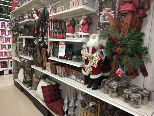 Craft Store «Michaels», reviews and photos, 701 N Milwaukee Ave #208, Vernon Hills, IL 60061, USA