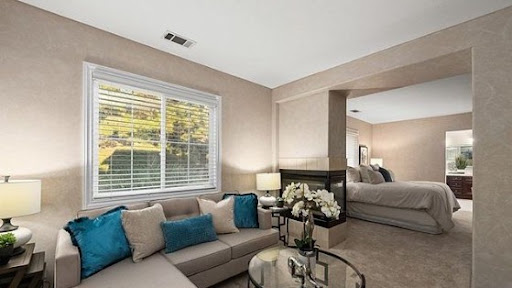 Home Stage and Design image