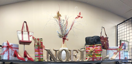 Used Clothing Store «Clothes Mentor», reviews and photos, 3208 Erie Blvd E, Syracuse, NY 13214, USA