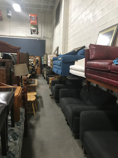 Auction House «RPN Sales & Auction House», reviews and photos, 4451 N Milwaukee Ave, Chicago, IL 60630, USA