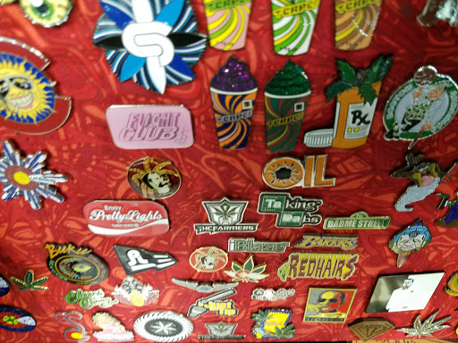 Tobacco Shop «Headed West», reviews and photos, 9674 E Arapahoe Rd, Greenwood Village, CO 80112, USA