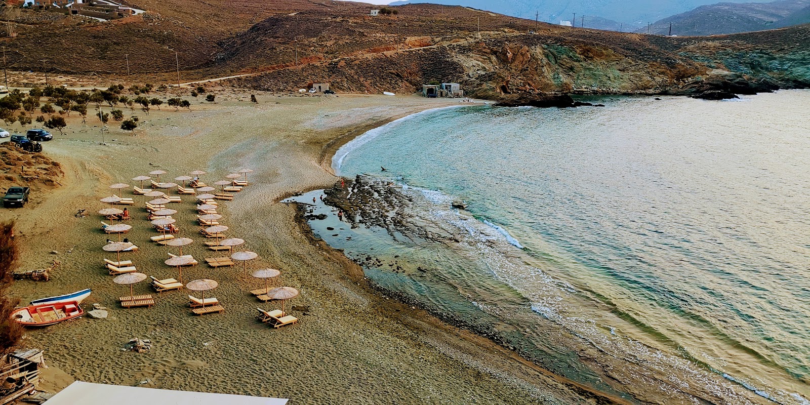 Paralia Agapiani'in fotoğrafı - rahatlamayı sevenler arasında popüler bir yer
