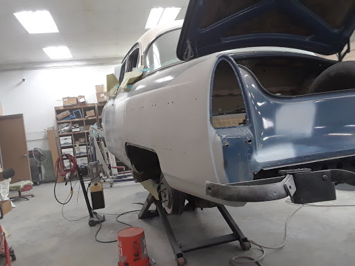 Auto Body Shop «Maaco Collision Repair & Auto Painting», reviews and photos, 3308 E Pioneer Pkwy, Arlington, TX 76010, USA