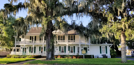 Funeral Home «Stowers Funeral Home», reviews and photos, 401 W Brandon Blvd, Brandon, FL 33511, USA