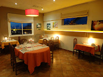 Atmosphère du Restaurant français La Maison du Revermont SARL à Beaufort - n°13