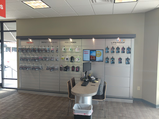 Cell Phone Store «Verizon Authorized Retailer – Cellular Sales», reviews and photos, 2606 Cloverdale Rd, Florence, AL 35633, USA