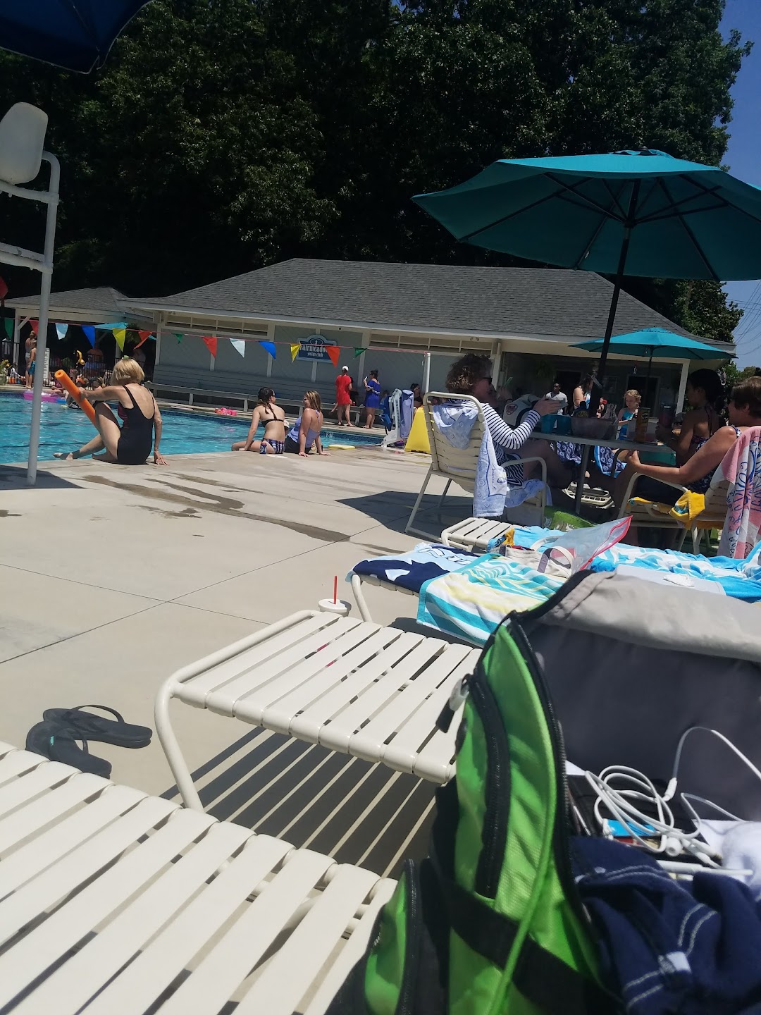 Fairmeadows Swim & Racquet Club