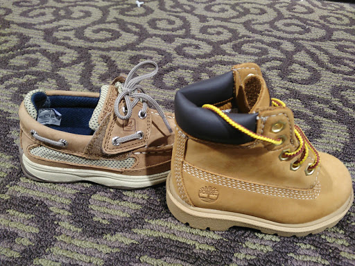 Shoe Store «DSW Designer Shoe Warehouse», reviews and photos, 9051 Snowden Square Dr, Columbia, MD 21045, USA