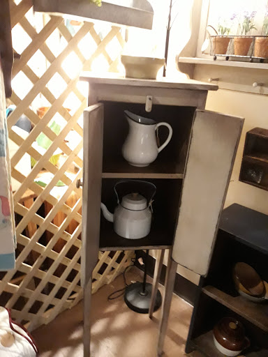 Consignment Shop «Gallery 265 Inc Resale Estate Furniture and Consignment», reviews and photos, 265 N US Hwy 17 92, Longwood, FL 32750, USA