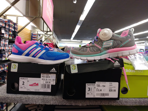 Shoe Store «Super Shoes», reviews and photos, 1525 Lincoln Way E, Chambersburg, PA 17202, USA