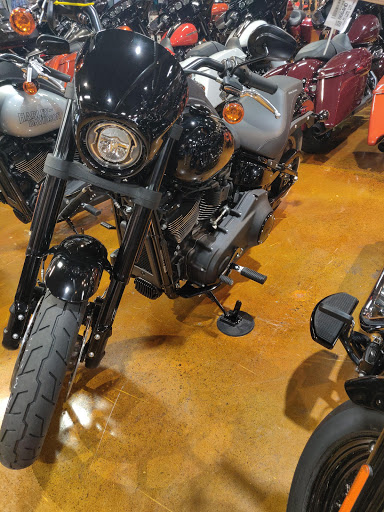 Harley-Davidson Dealer «Bergen County Harley-Davidson (Service Opens 9am)», reviews and photos, 124 Essex St, Rochelle Park, NJ 07662, USA