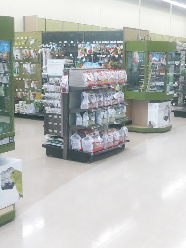 Pet Supply Store «Petco Animal Supplies», reviews and photos, 1704 US Hwy 27 S, Sebring, FL 33870, USA