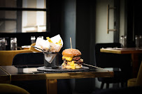 Plats et boissons du Restaurant de hamburgers Kingdom Burger à Paris - n°1