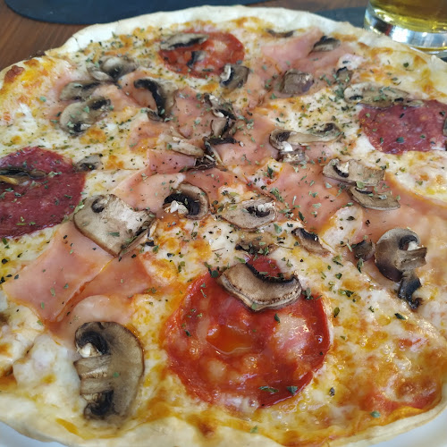 Pizzeria La Piazza - Pizzaria
