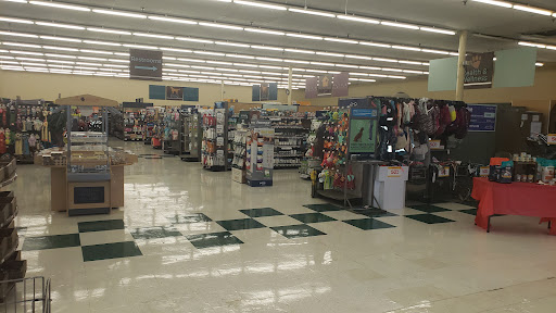 Pet Supply Store «Petco Animal Supplies», reviews and photos, 1275 W Patrick St, Frederick, MD 21702, USA