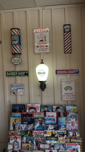 Barber Shop «Rolling Hills Barber Shop», reviews and photos, 9218 Westport Rd, Louisville, KY 40242, USA